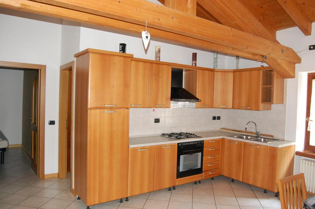 Casella'S Apartments มัลเชซิเน ภายนอก รูปภาพ