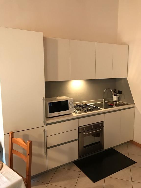 Casella'S Apartments มัลเชซิเน ภายนอก รูปภาพ