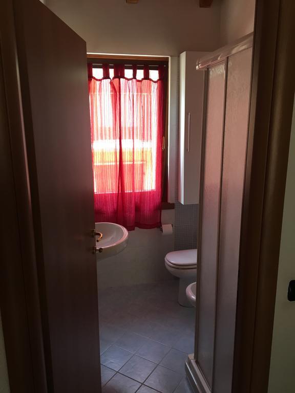 Casella'S Apartments มัลเชซิเน ภายนอก รูปภาพ